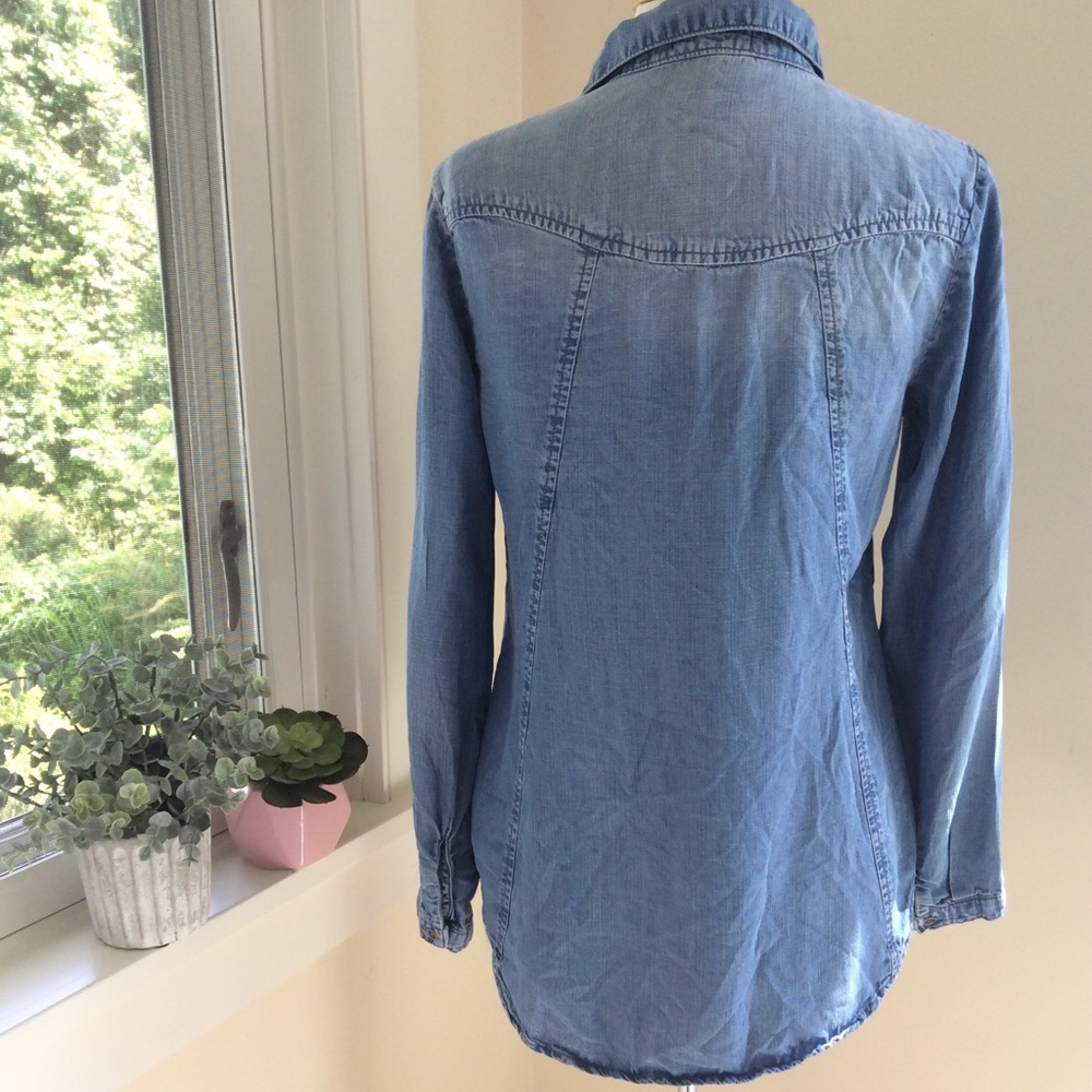 Ombre Denim Button Down- Cloth & Stone - Picture 4 of 6